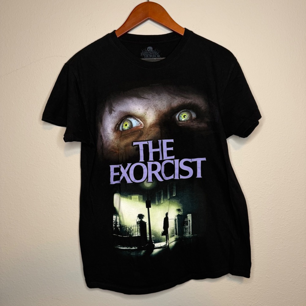 Universal Halloween Horror Nights 2016 The Exorcist Horror Graphic Tee M